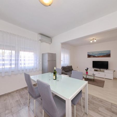 Apartment Mirela Zadar Exterior foto